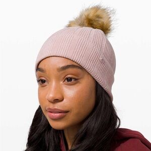 Lululemon Blush Beanie with Faux Fur Pom Cable Knit OS Mauve Pink $52